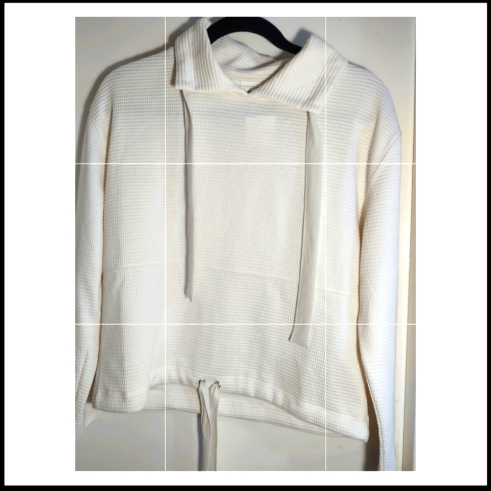 Club Monaco New With Tags Cropped Sweatshirt White